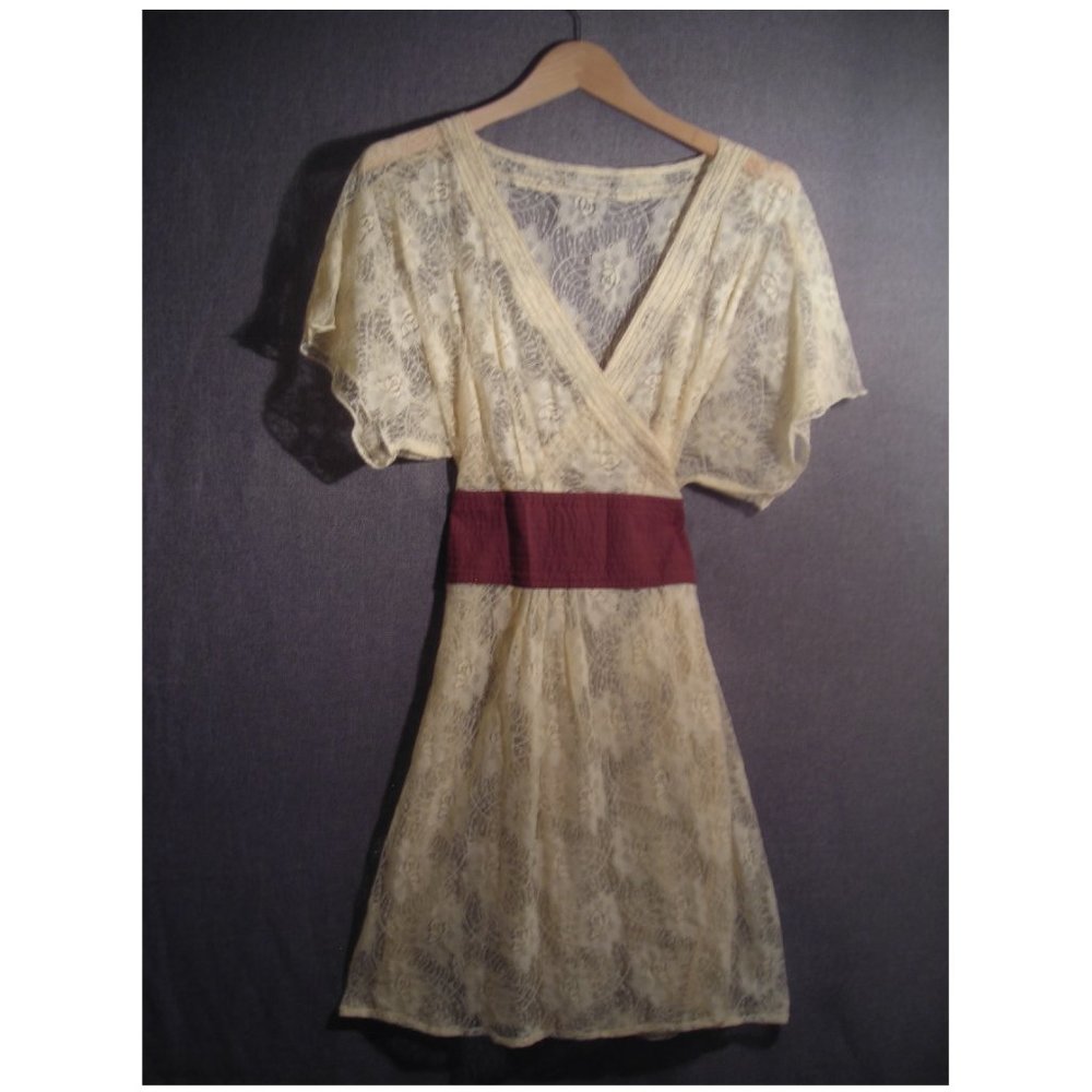 Free People vintage kimono style cream lace dress- NEW